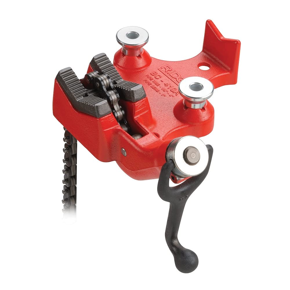 RIDGID 40195 Bench Chain Vise and MaxxHaul 80356 Hitch Mount Vise Plate