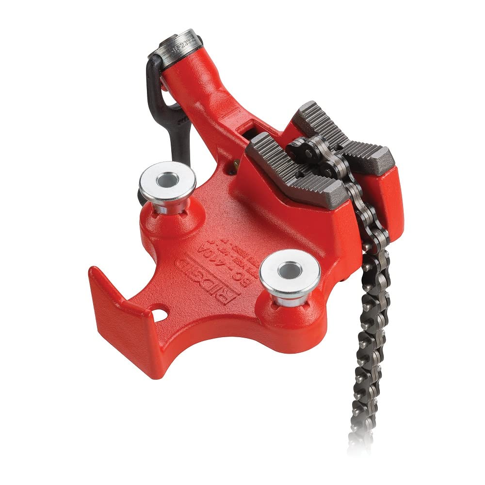 RIDGID 40195 Bench Chain Vise and MaxxHaul 80356 Hitch Mount Vise Plate