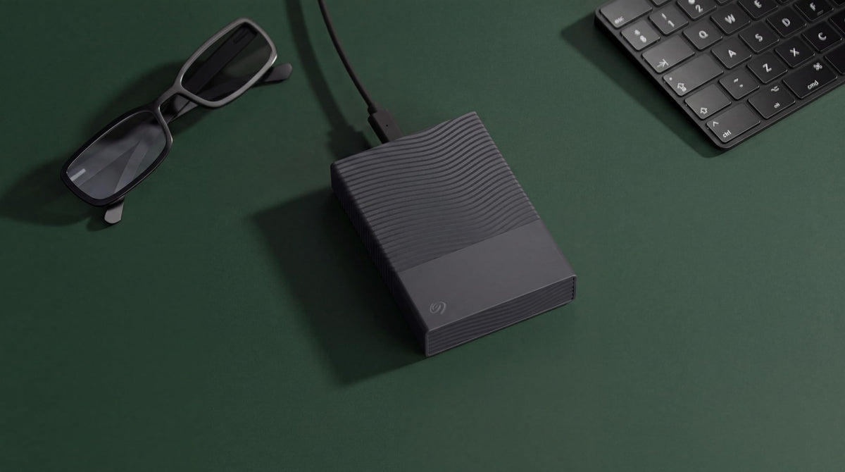 Seagate One Touch 2TB Portable External Hard Drive HDD USB-C