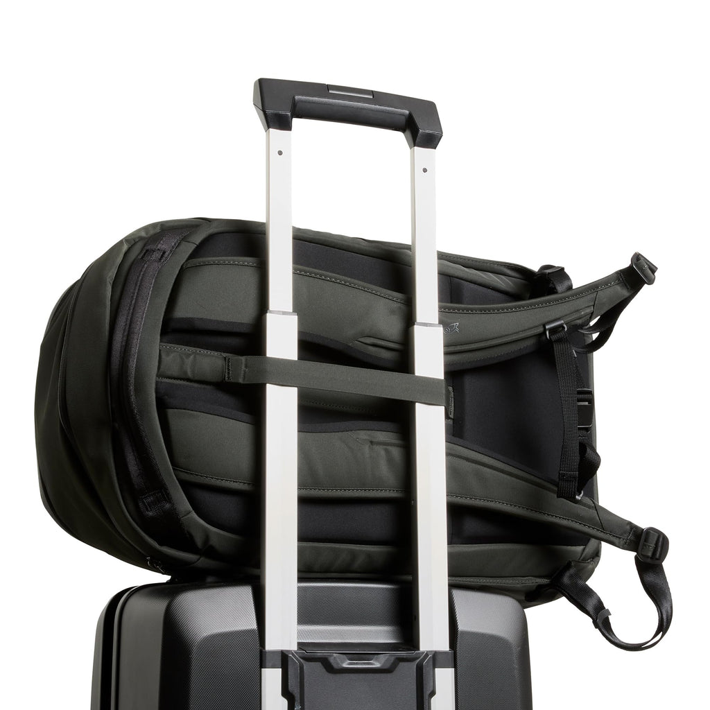 Bellroy Transit Workpack 26L, 16-inch Laptop Backpack - Olive