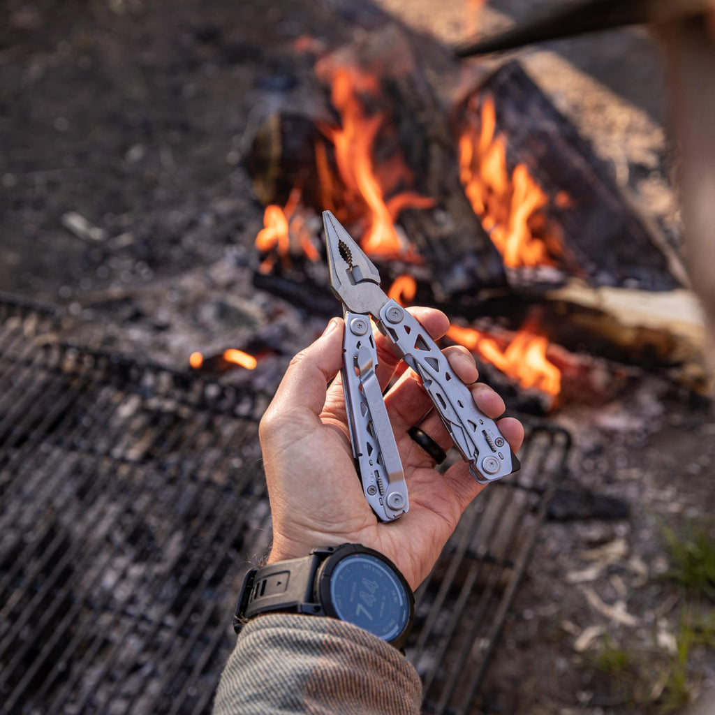 Gerber Gear Suspension-NXT 15-in-1 EDC Multi tool with Pocket Knife, Needle Nose Pliers and Wire Stripper Tools, Gifts for Men, Survival and Camping Gear, Stainless Steel (Pack of 12)